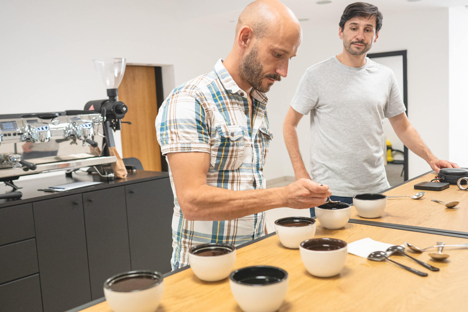 Kaffeemaschine und Espressomaschine reinigen – aber richtig!